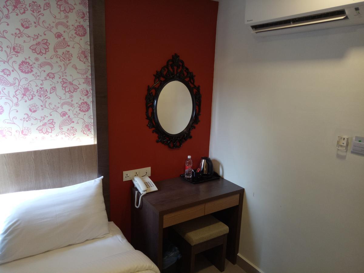 Hotel Check-In Kuala Lumpur Exterior photo